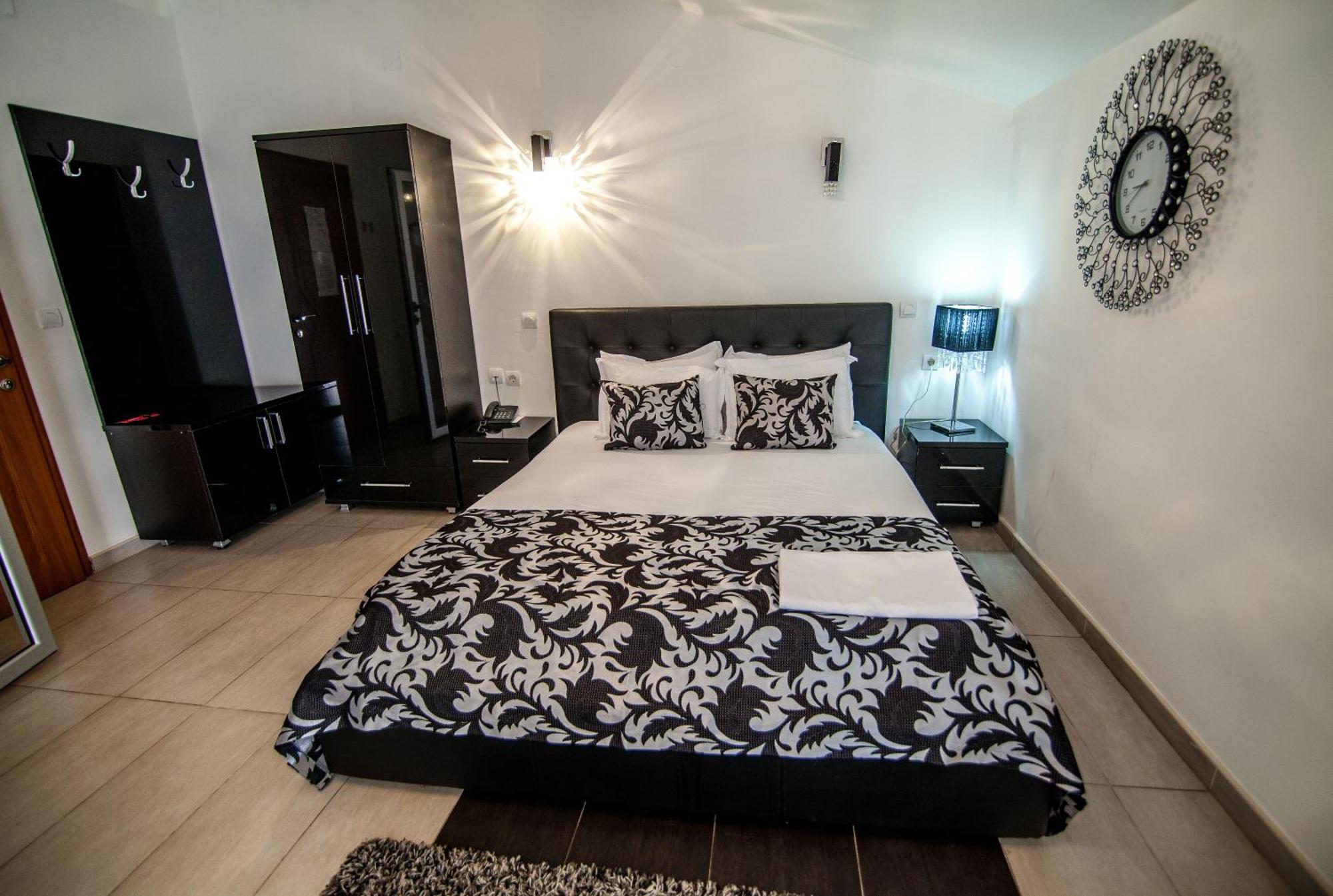 Hotel Pamela Concept Negotin Oda fotoğraf